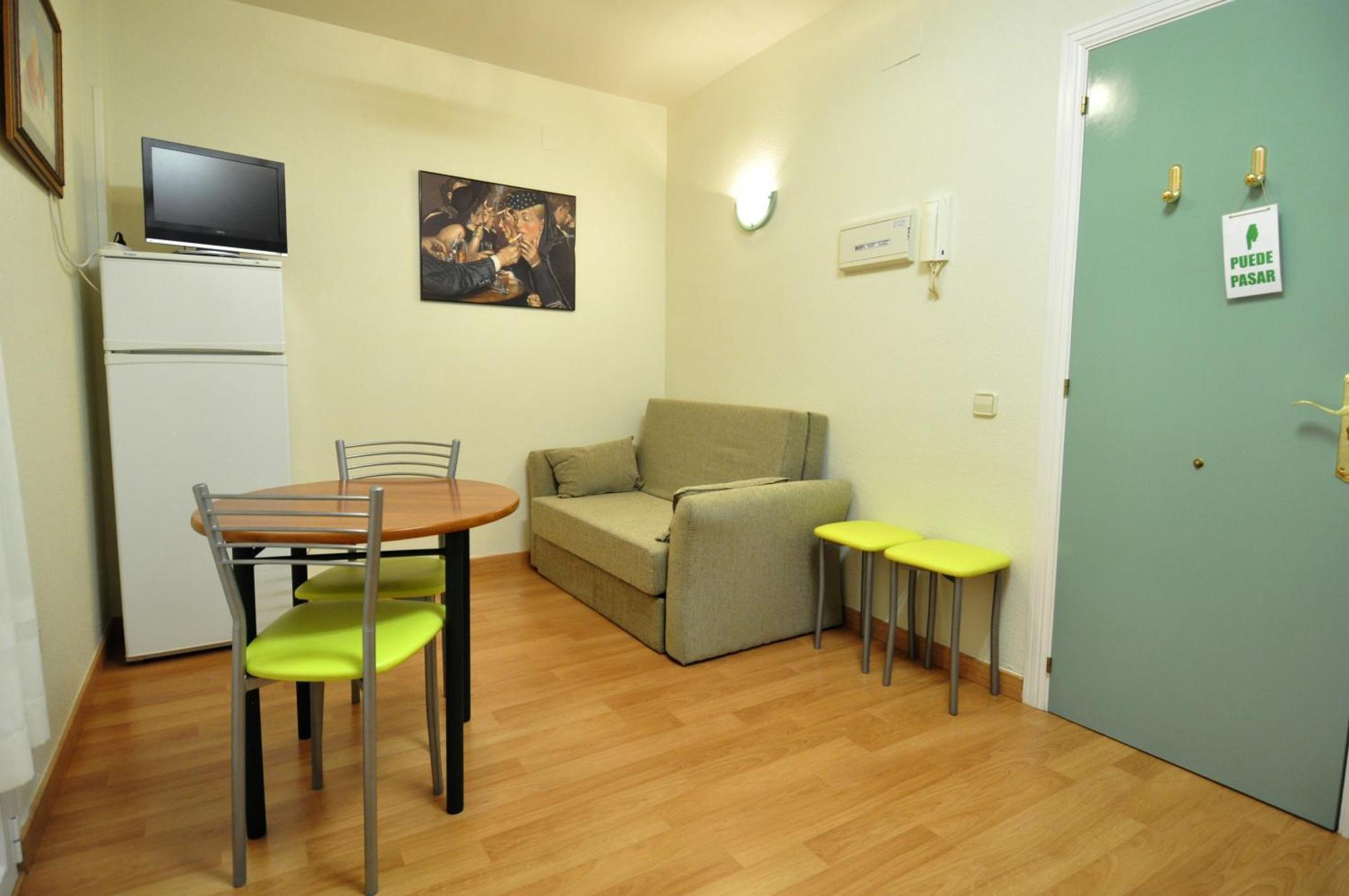 Hotel Apartamentos Aralso Sotillo 라 라스트리야 객실 사진