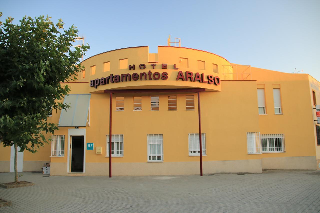 Hotel Apartamentos Aralso Sotillo 라 라스트리야 외부 사진