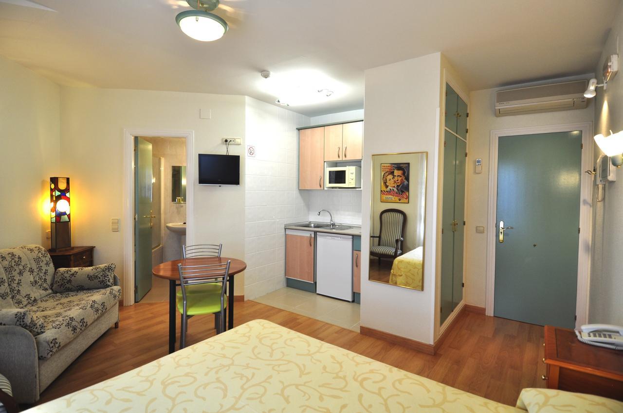Hotel Apartamentos Aralso Sotillo 라 라스트리야 외부 사진