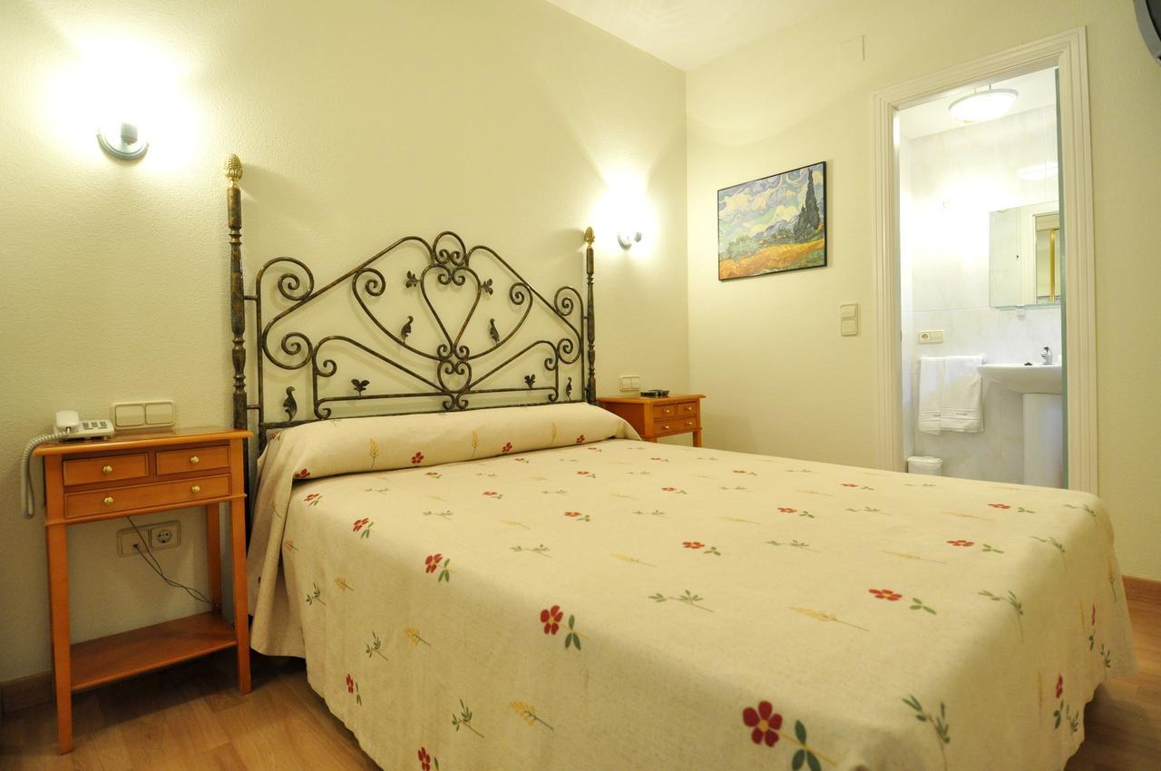 Hotel Apartamentos Aralso Sotillo 라 라스트리야 외부 사진