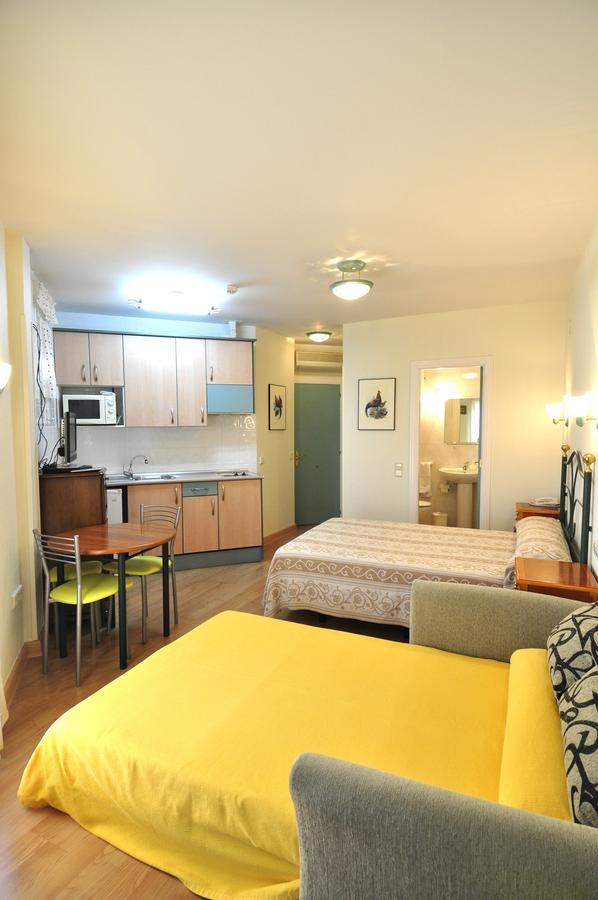Hotel Apartamentos Aralso Sotillo 라 라스트리야 외부 사진