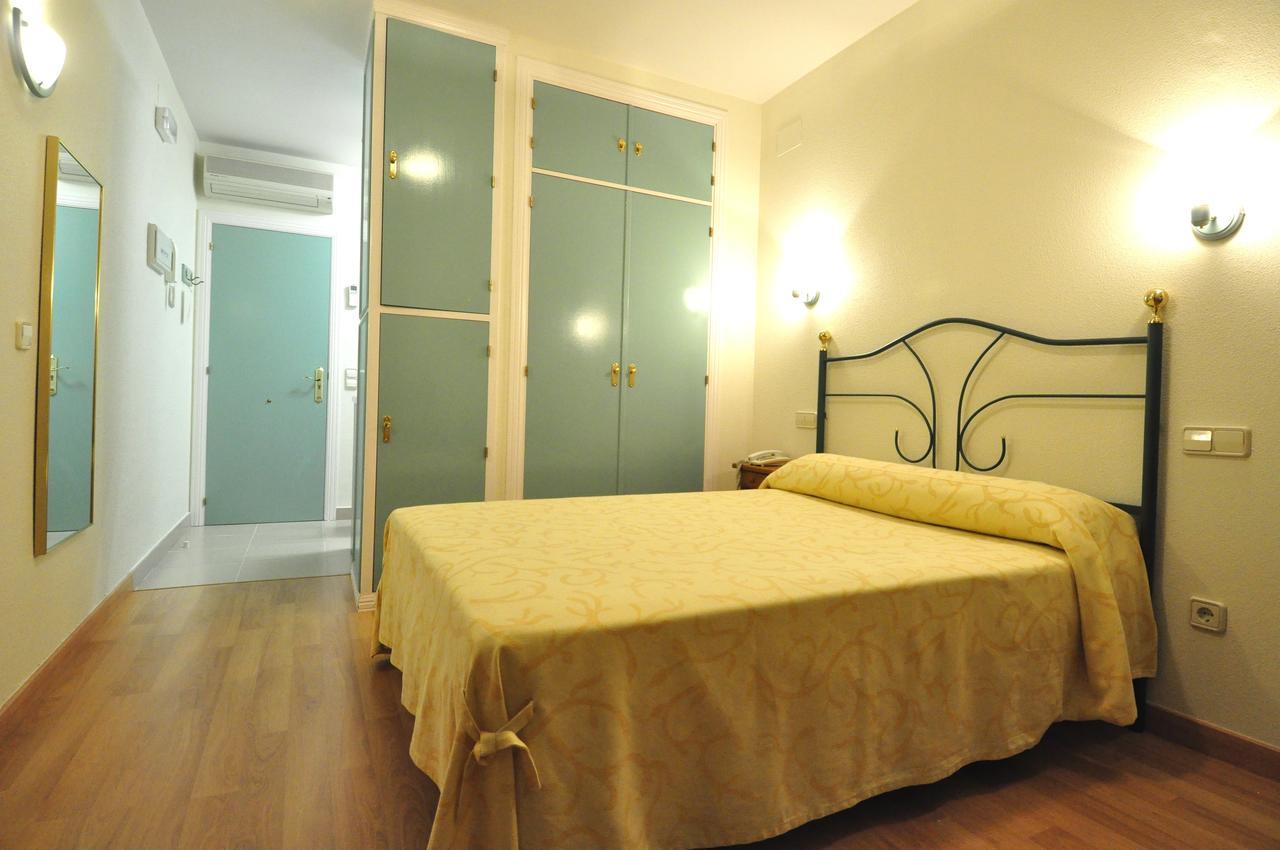 Hotel Apartamentos Aralso Sotillo 라 라스트리야 외부 사진